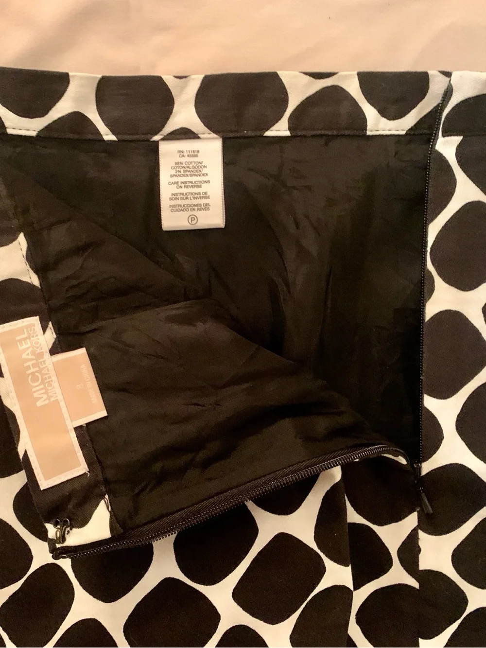 Michael Kors Black and White Pebble-Print Pencil Skirt